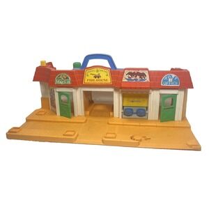Vintage Fisher Price Little People Main Street Toy Fire House Market Post Office